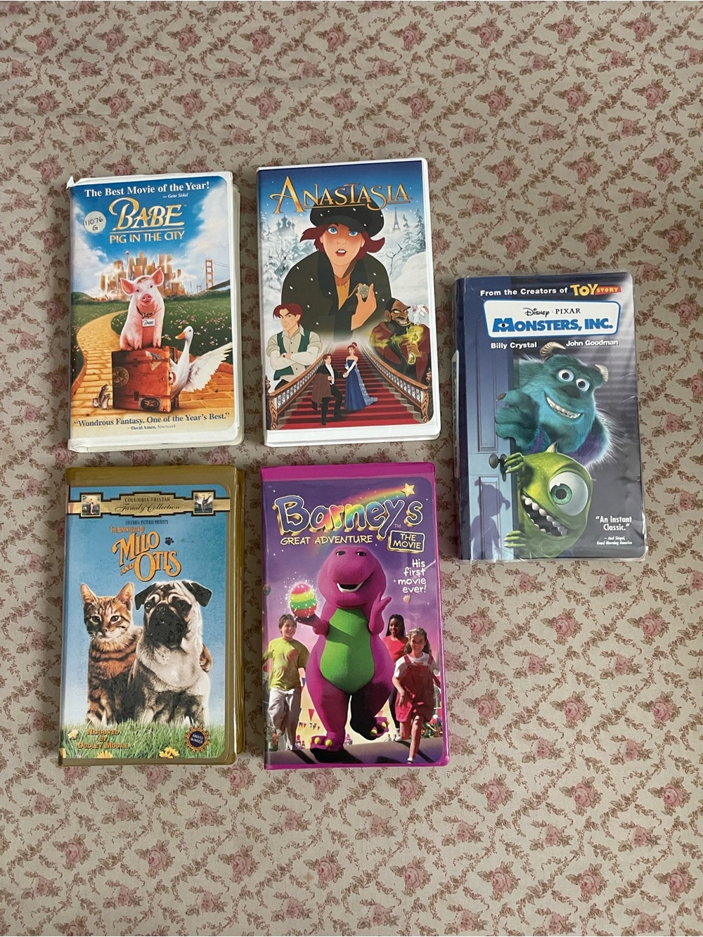 5 Pcs. Stack of Classic Animated VHS Movies - Mixed Brands - Multi-Color (Used)